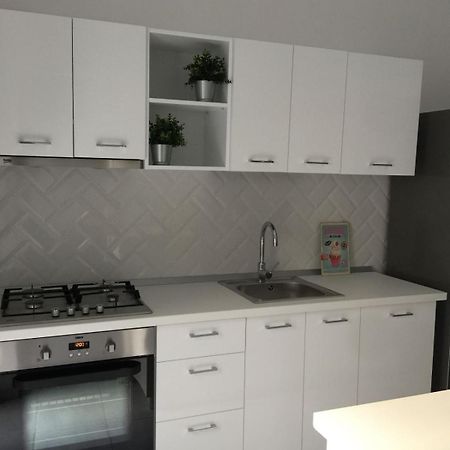 Luxury 2Bdrm Apt Бухарест Экстерьер фото
